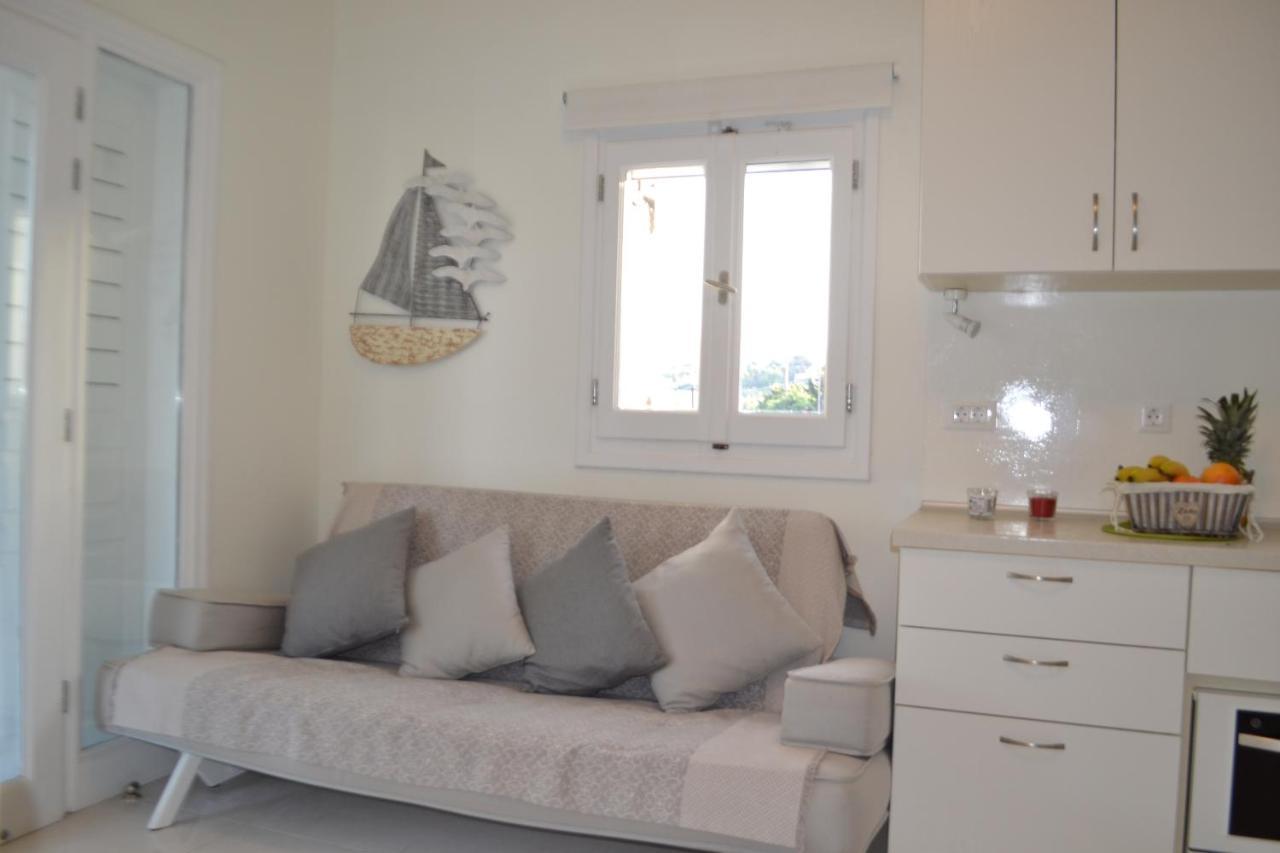 Jb Villa (Adults Only) Messaria  Ngoại thất bức ảnh
